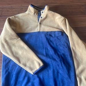 Southern grit fleece pullover